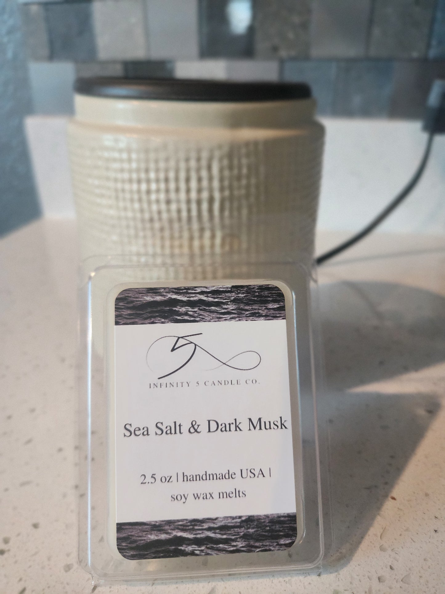 Sea Salt and Dark Musk Wax Melts